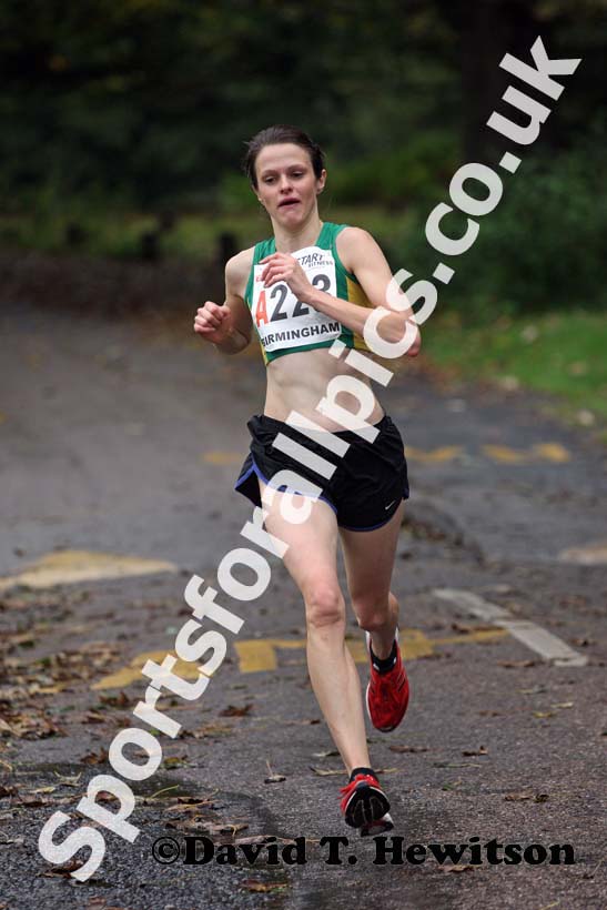 Juliet Potter (Charnwood AC) 2nd on the first leg of the senior womens 4 stage relay at the ERRA Mens 6 and Womens 4 Stage Road Relays, Sutton Park, Birmingham Road Relays.